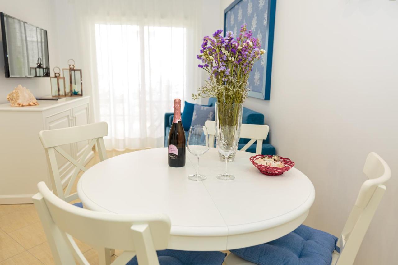 Holiday House Solemare Орикум Экстерьер фото