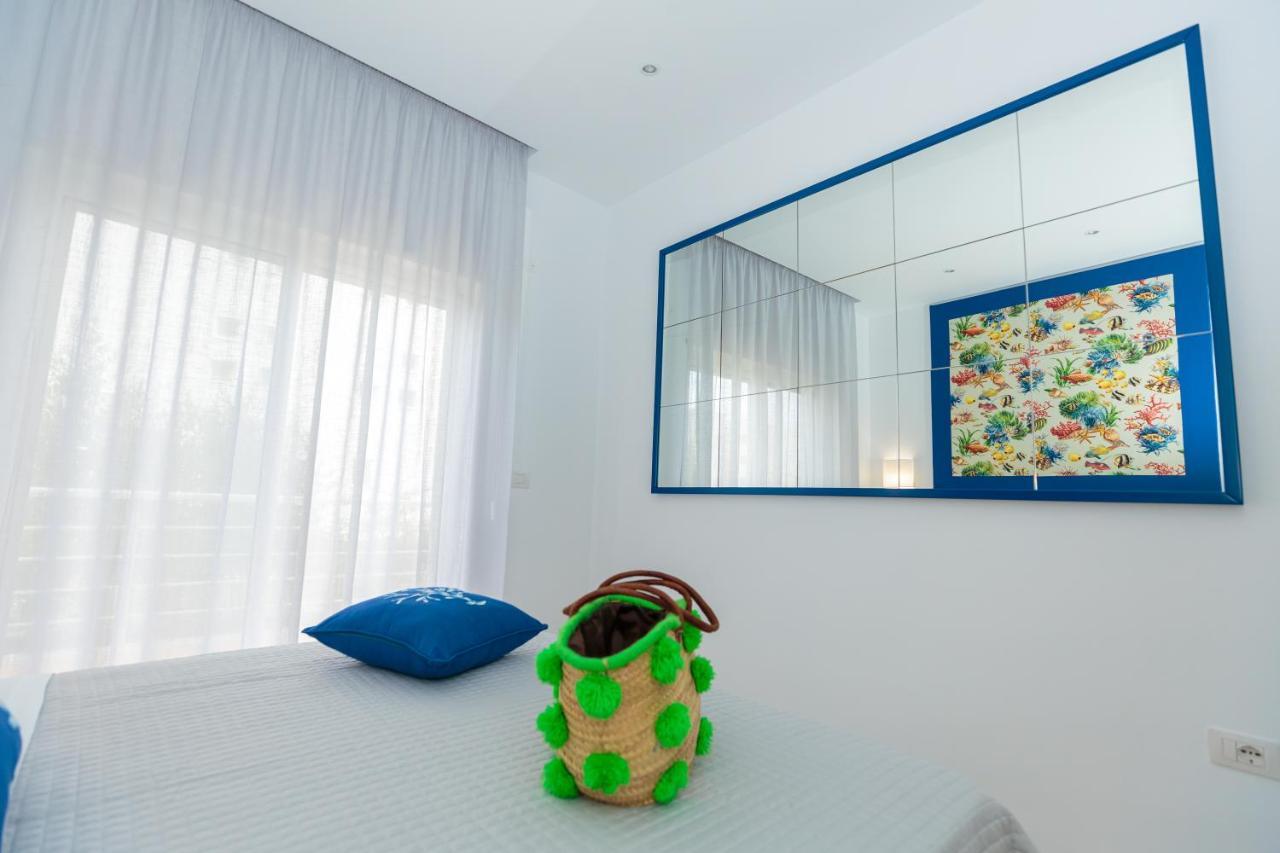 Holiday House Solemare Орикум Экстерьер фото